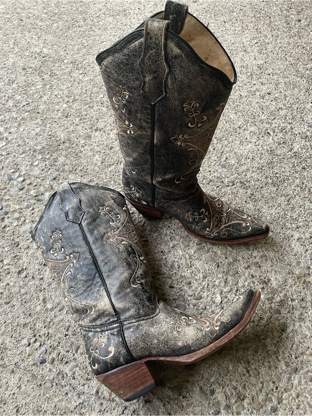 CIRCLE G Women Western Core Gray Embroidered Floral LeatherPull on Boots SZ 9 - Picture 2 of 16